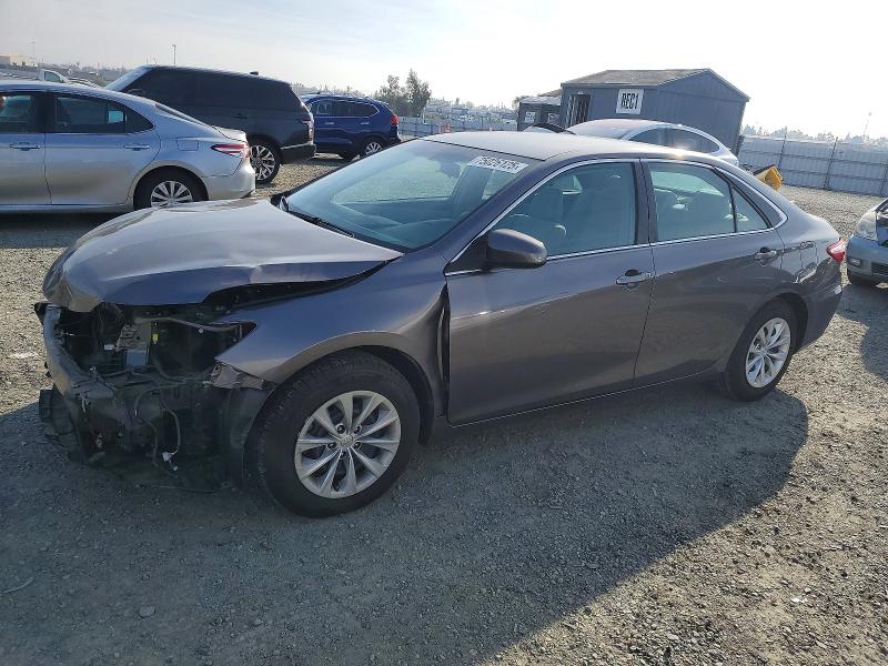 toyota camry 2015 — Звіт по VIN