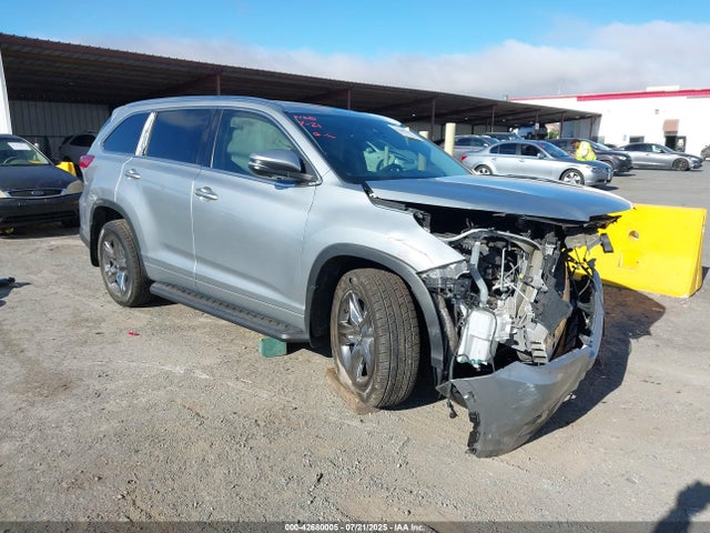 toyota highlander 2017 — VIN ანგარიში