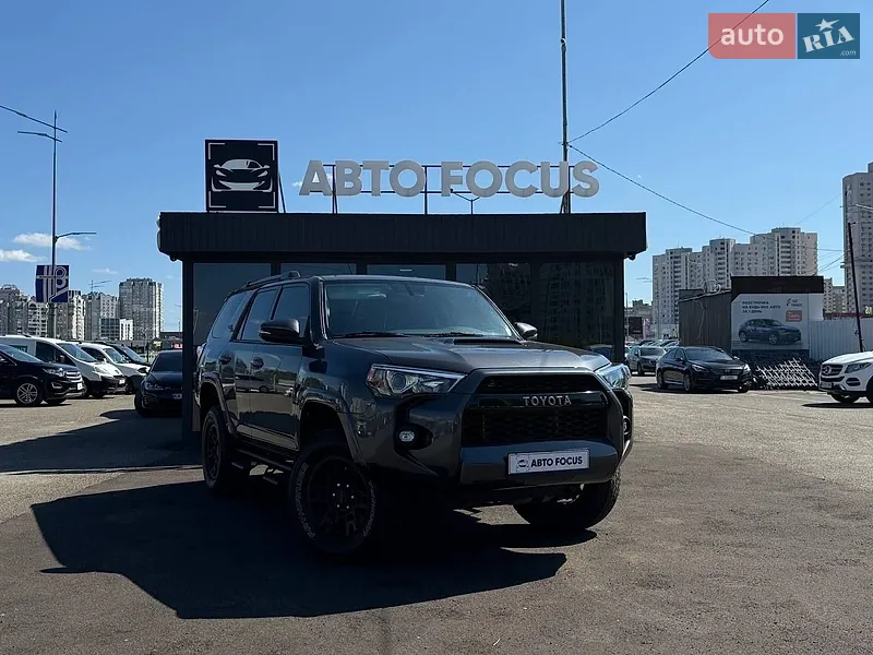 toyota 4runner sr 2019 — Raport VIN
