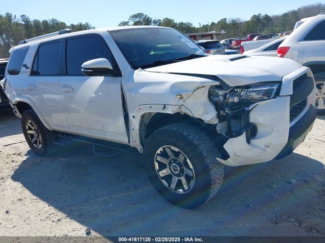 toyota 4runner 2018 — VIN JTEBU5JR7J5499547